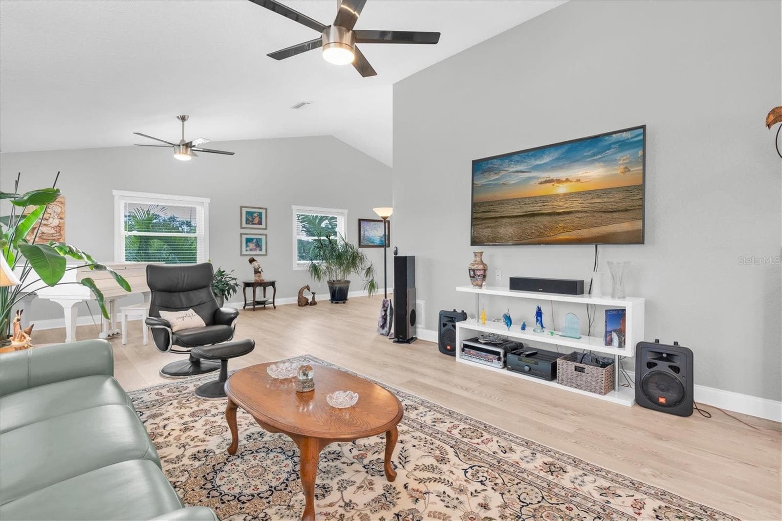 Generous proportions & expansive wall space provide wonderful flexibility for creating a beautifully designed living and entertaining area. - 6501 MOCKINGBIRD WAY S, GULFPORT