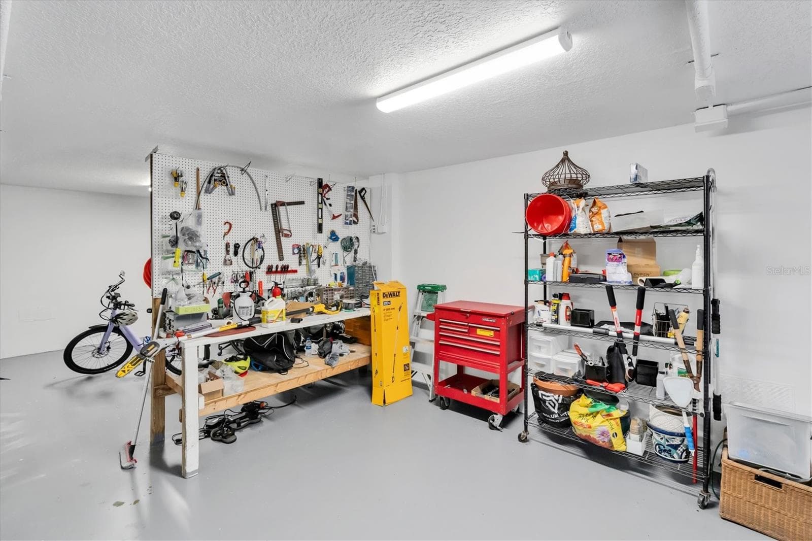 The space is unbelievable! - 6501 MOCKINGBIRD WAY S, GULFPORT