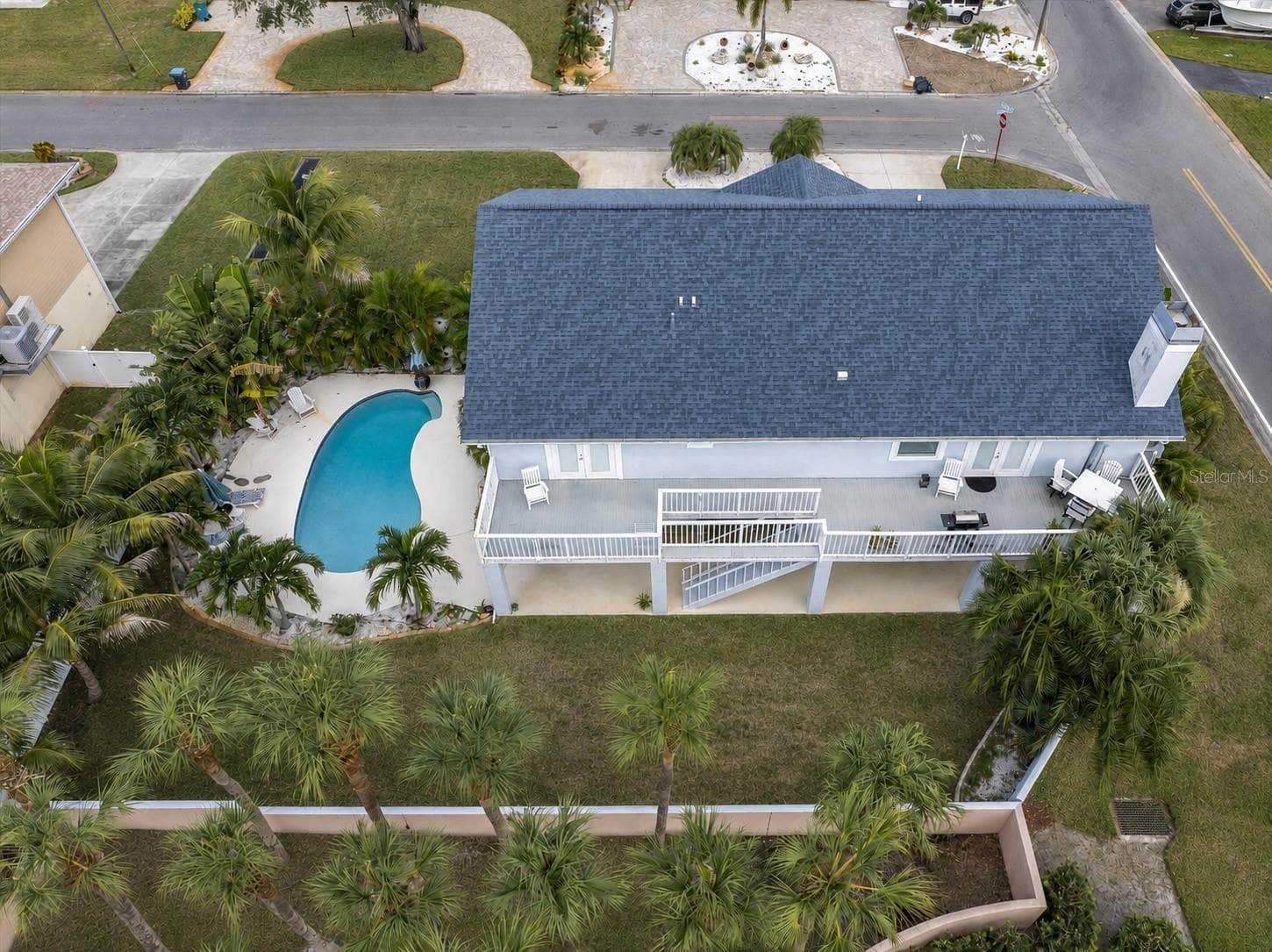Aerial view of the back of the home. - 6501 MOCKINGBIRD WAY S, GULFPORT