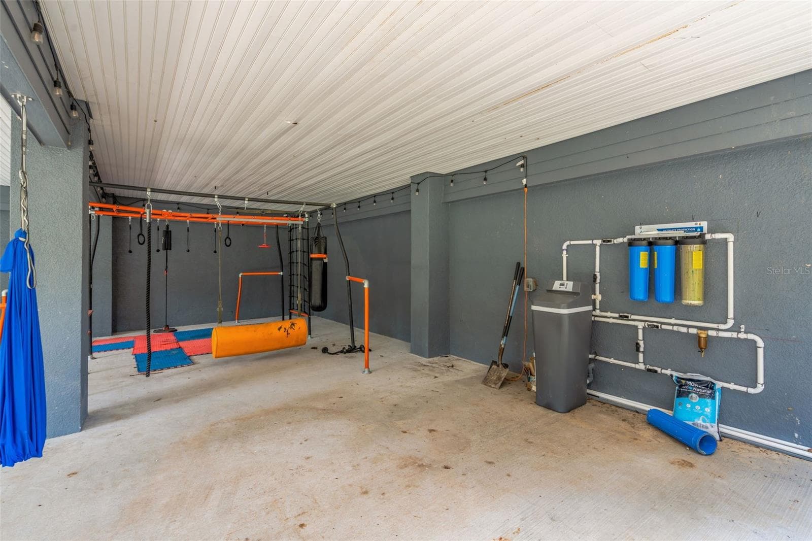 Large Covered Area for Entertaining/Activities - 4243 NANCY CREEK BLVD, BROOKSVILLE
