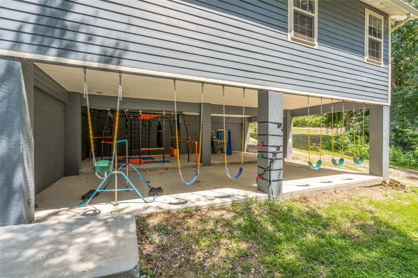 Large Covered Area for Entertaining/Activities - 4243 NANCY CREEK BLVD, BROOKSVILLE