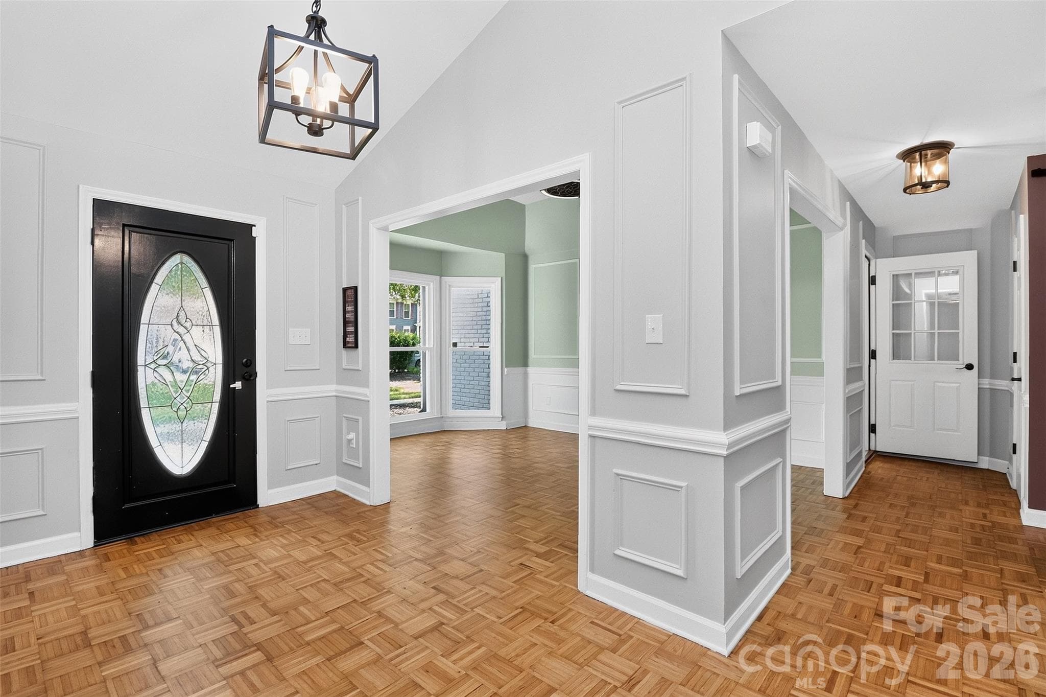 Very large Entrance - 4015 Thistledown Court, Charlotte