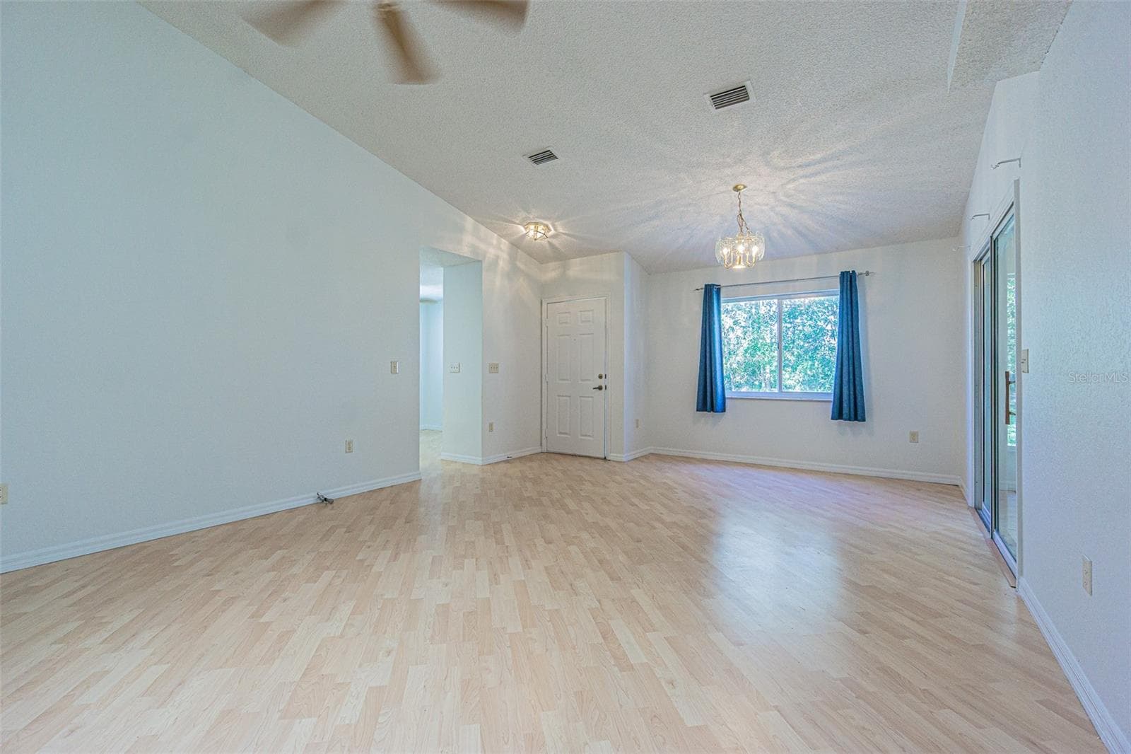 Condominium at 8157 STURBRIDGE CT, WEEKI WACHEE, photo 7 of 21