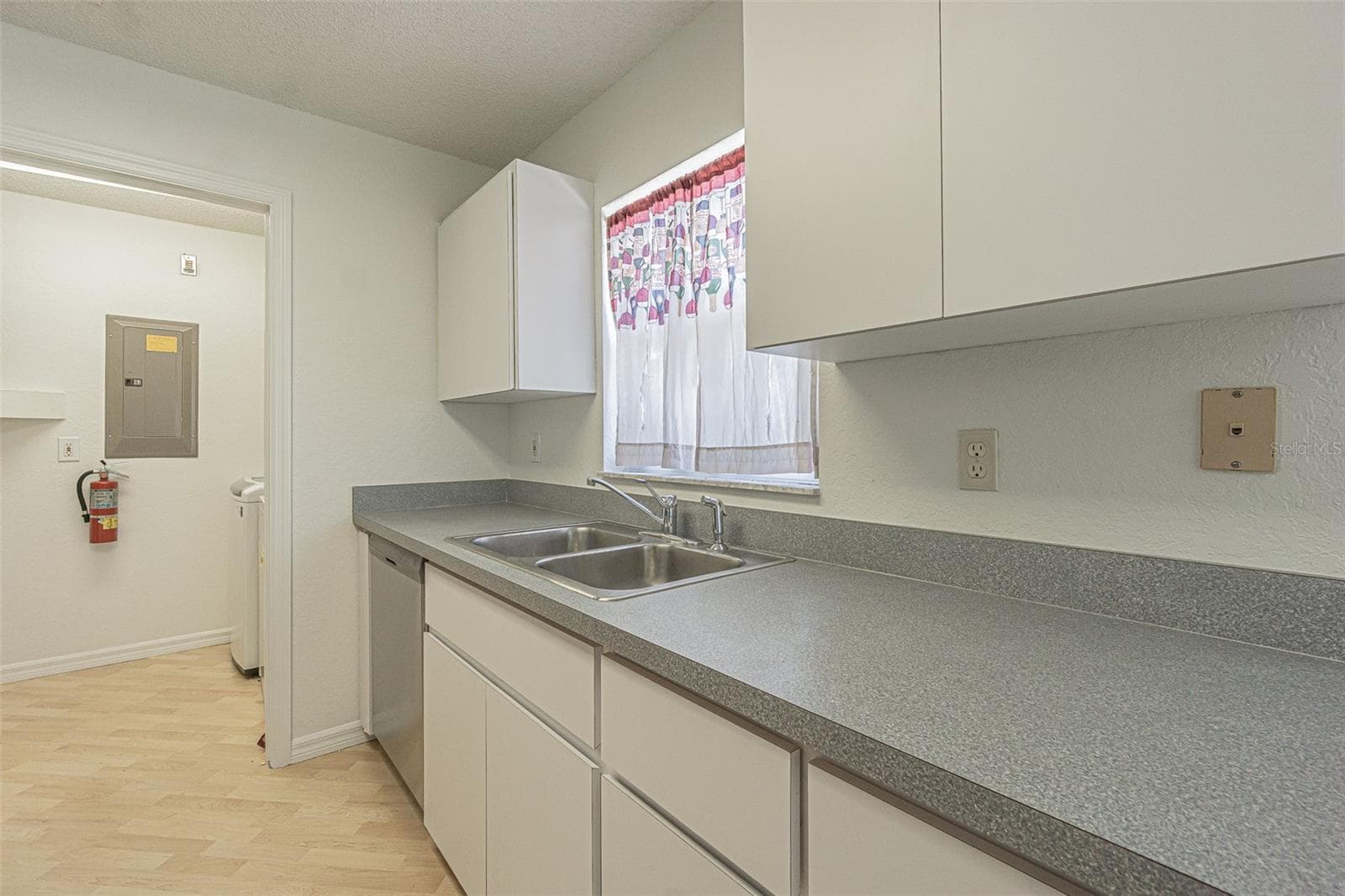Condominium at 8157 STURBRIDGE CT, WEEKI WACHEE, photo 10 of 21