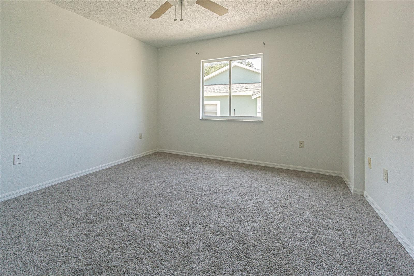 Secondary Bedroom - 8157 STURBRIDGE CT, WEEKI WACHEE