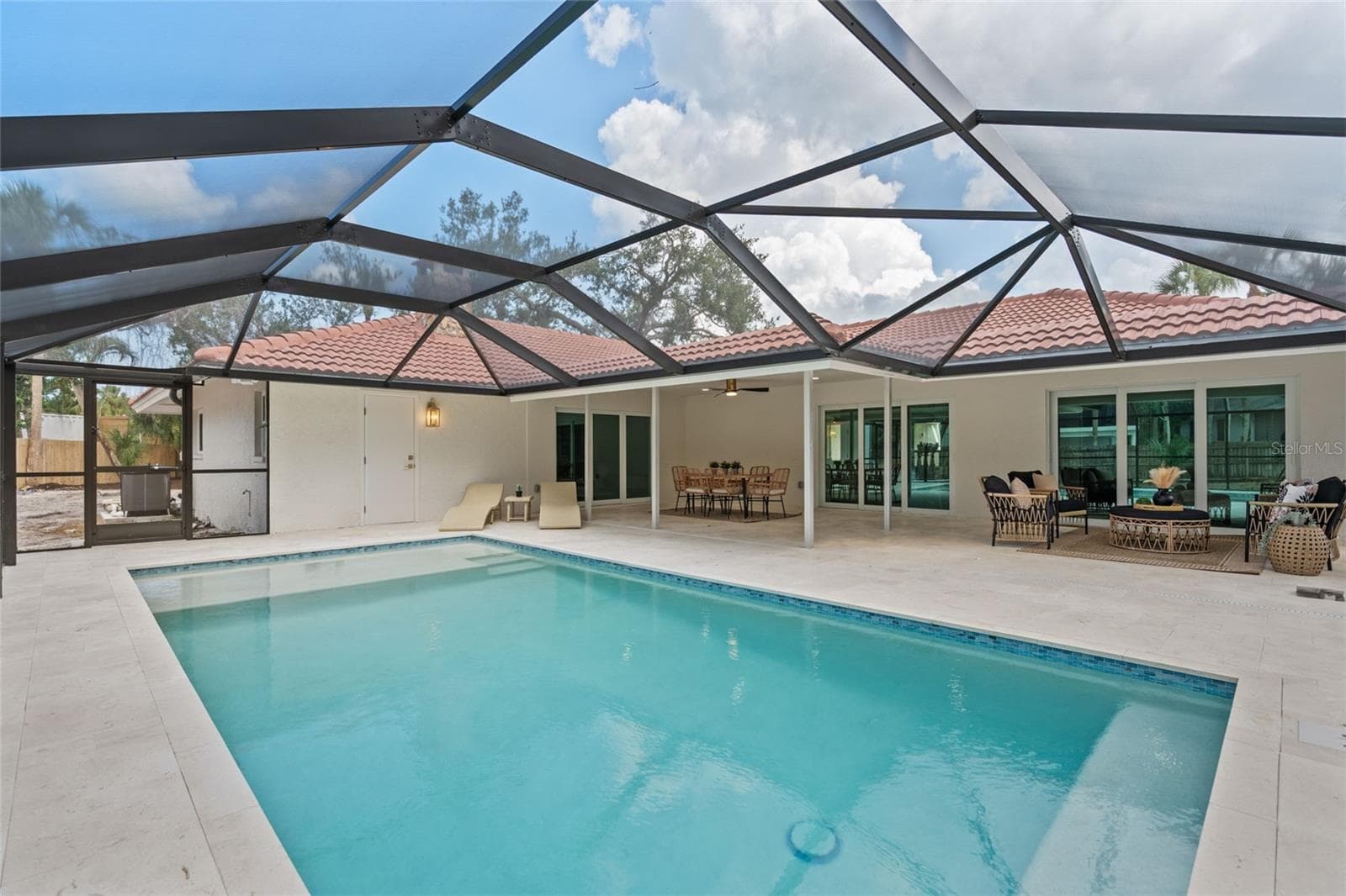 670 Venice Ln, Siesta Key, FL 34242 - 670 VENICE LN, SARASOTA