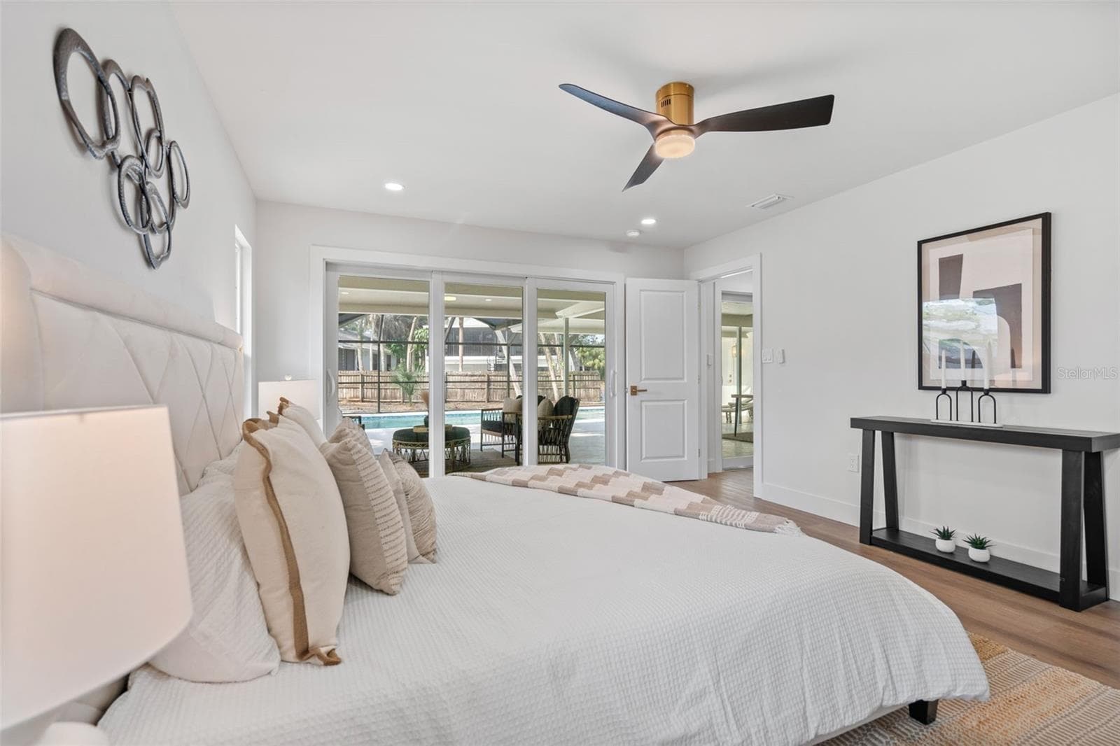 670 Venice Ln, Siesta Key, FL 34242 - 670 VENICE LN, SARASOTA