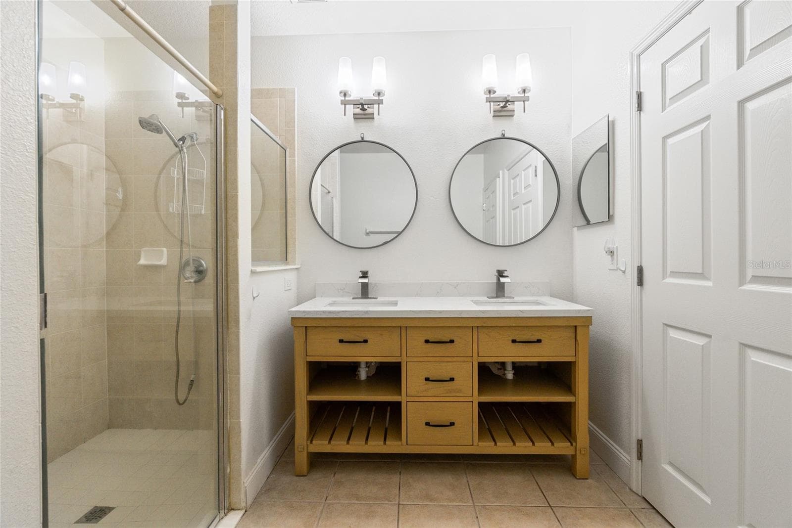 Condominium at 9416 MYRTLE CREEK LN #701, ORLANDO, photo 12 of 33