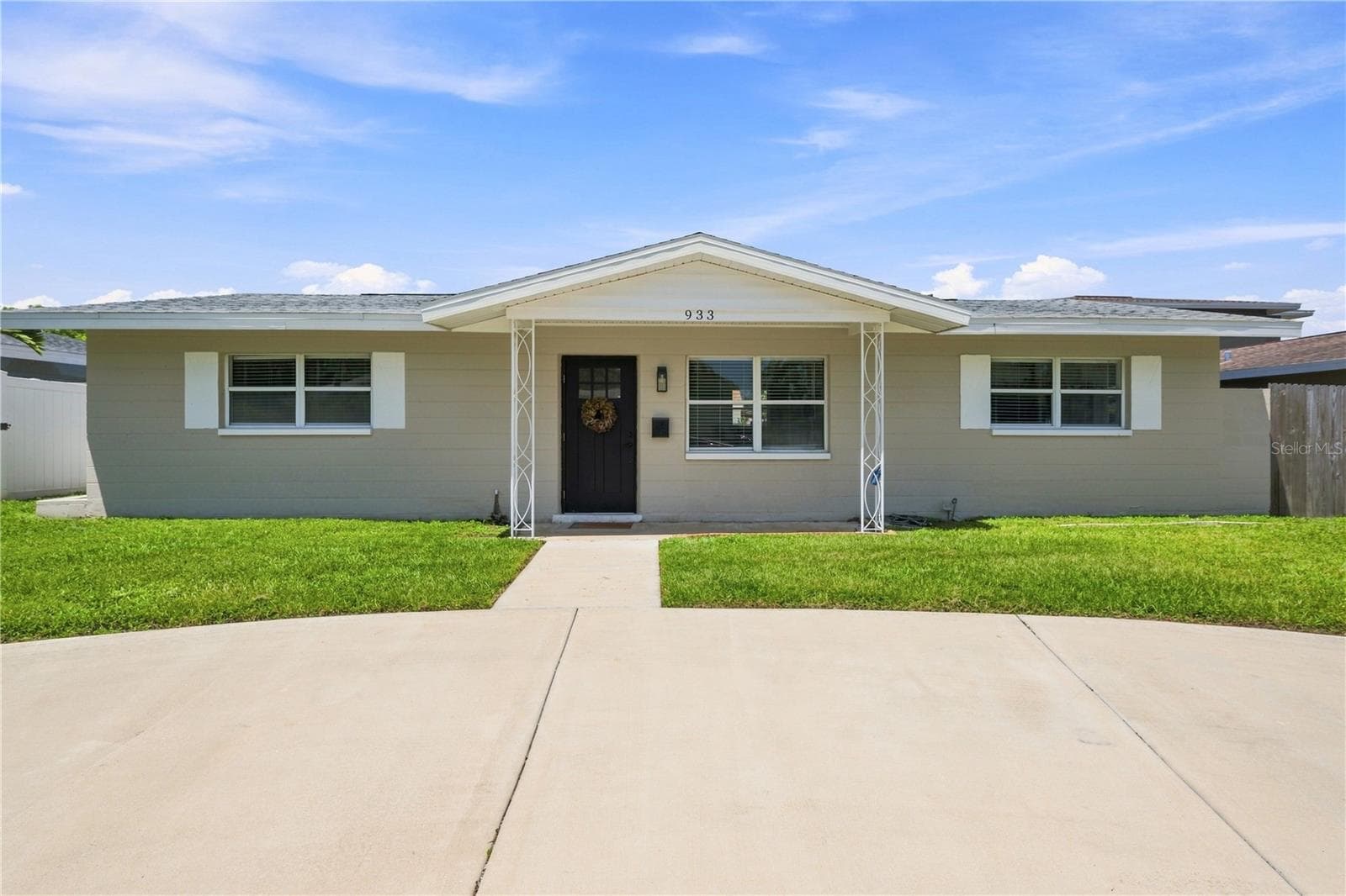 Single Family Residence at 933 41ST AVE NE, ST PETERSBURG, photo 34 of 36