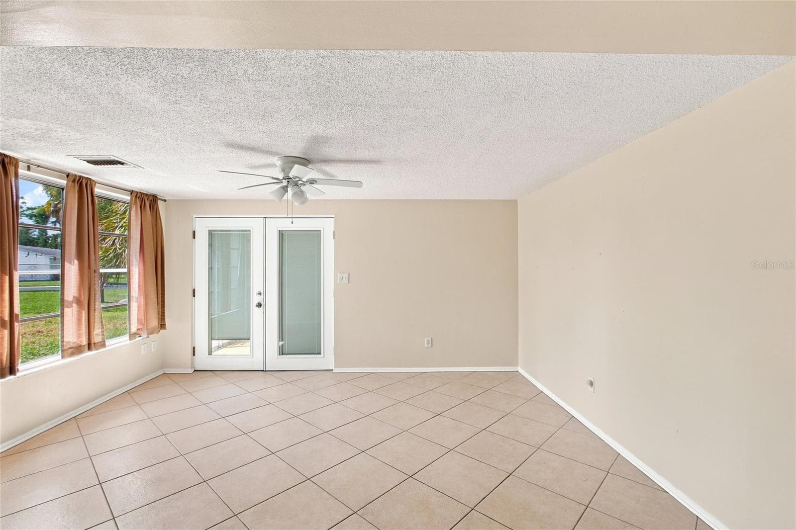 Single Family Residence at 8381 FAY AVE, NORTH PORT, photo 13 of 34
