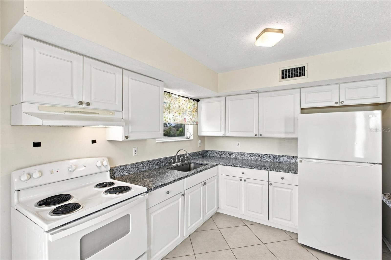 Single Family Residence at 8381 FAY AVE, NORTH PORT, photo 16 of 34