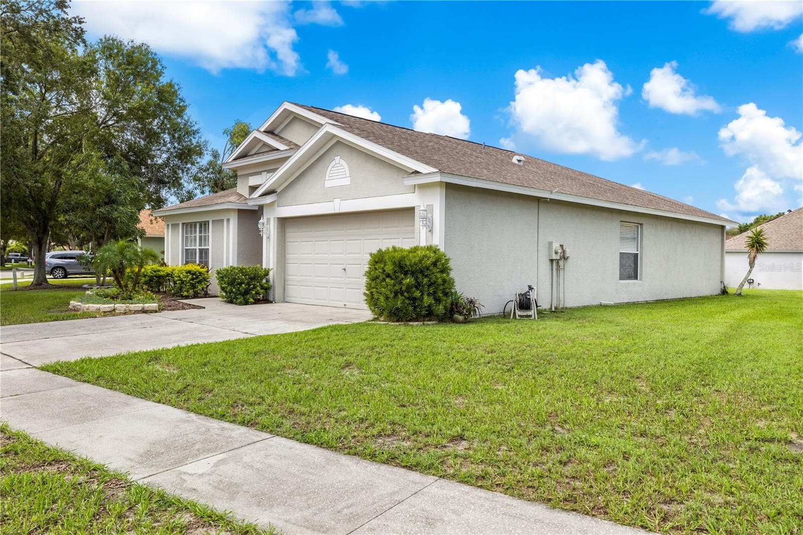 Single Family Residence at 10234 HUNTERS HAVEN BLVD, RIVERVIEW, photo 5 of 44