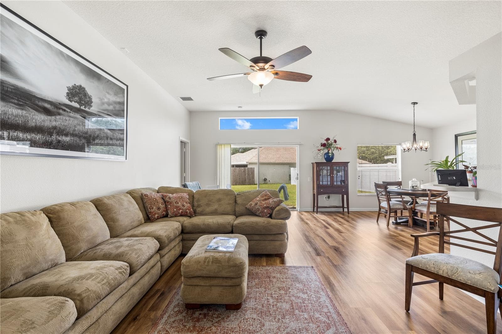Single Family Residence at 10234 HUNTERS HAVEN BLVD, RIVERVIEW, photo 9 of 44