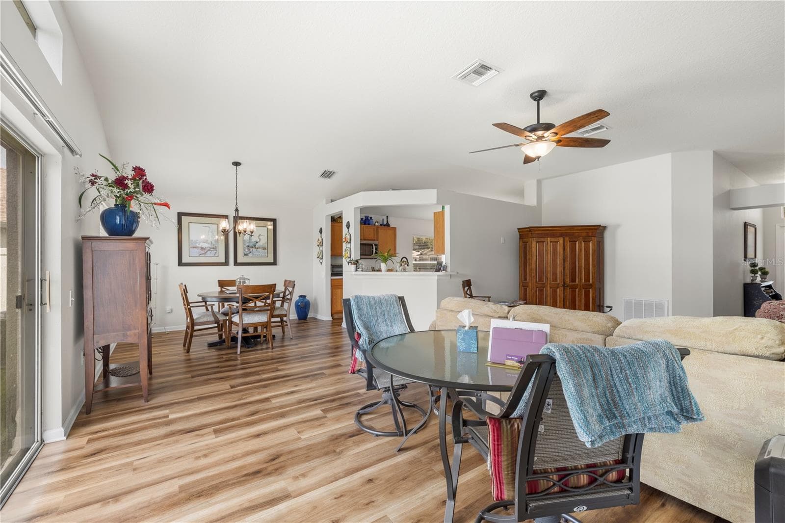 Single Family Residence at 10234 HUNTERS HAVEN BLVD, RIVERVIEW, photo 11 of 44