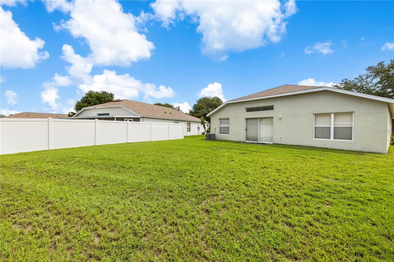 Single Family Residence at 10234 HUNTERS HAVEN BLVD, RIVERVIEW, photo 33 of 44