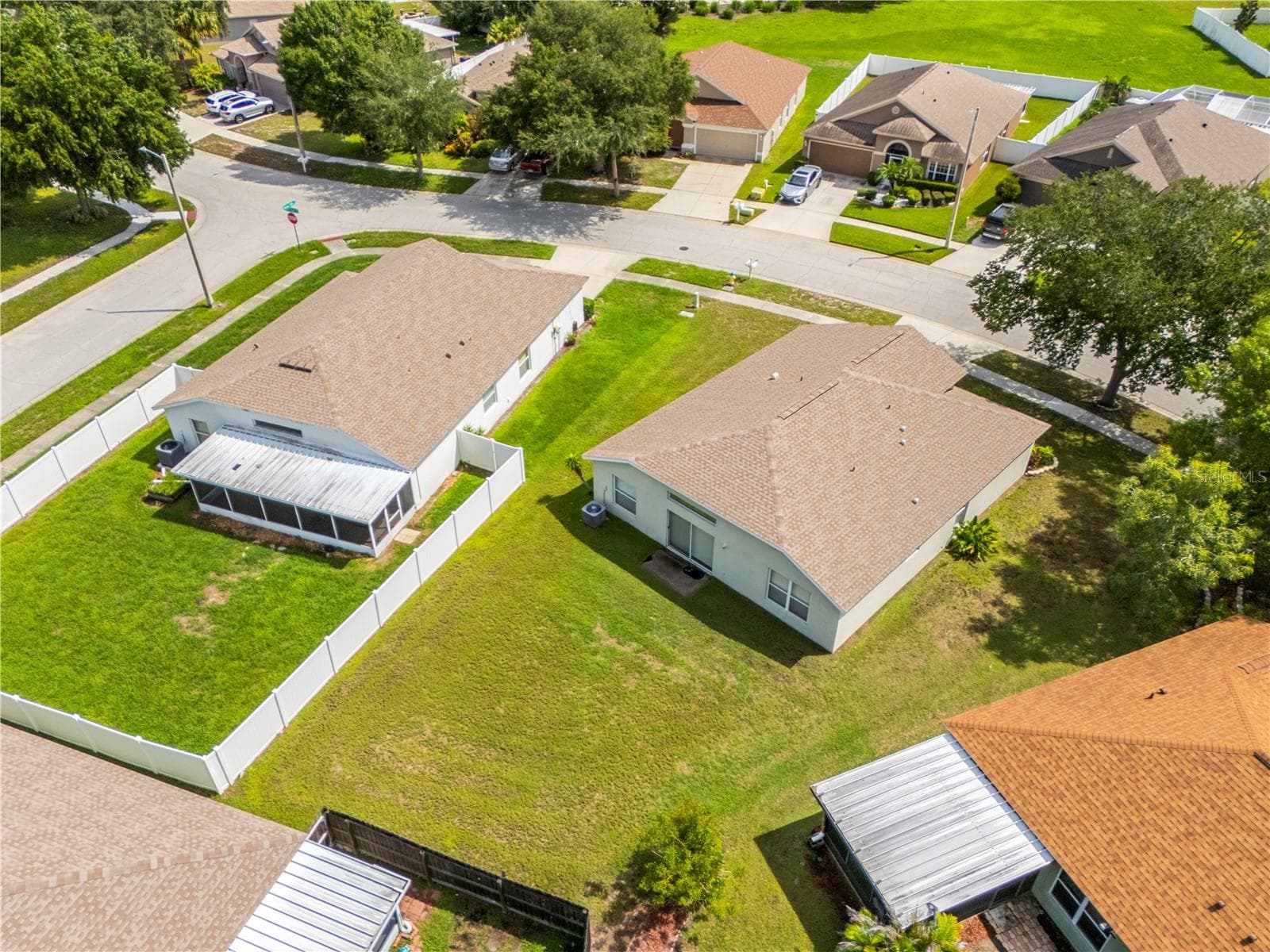 Single Family Residence at 10234 HUNTERS HAVEN BLVD, RIVERVIEW, photo 39 of 44