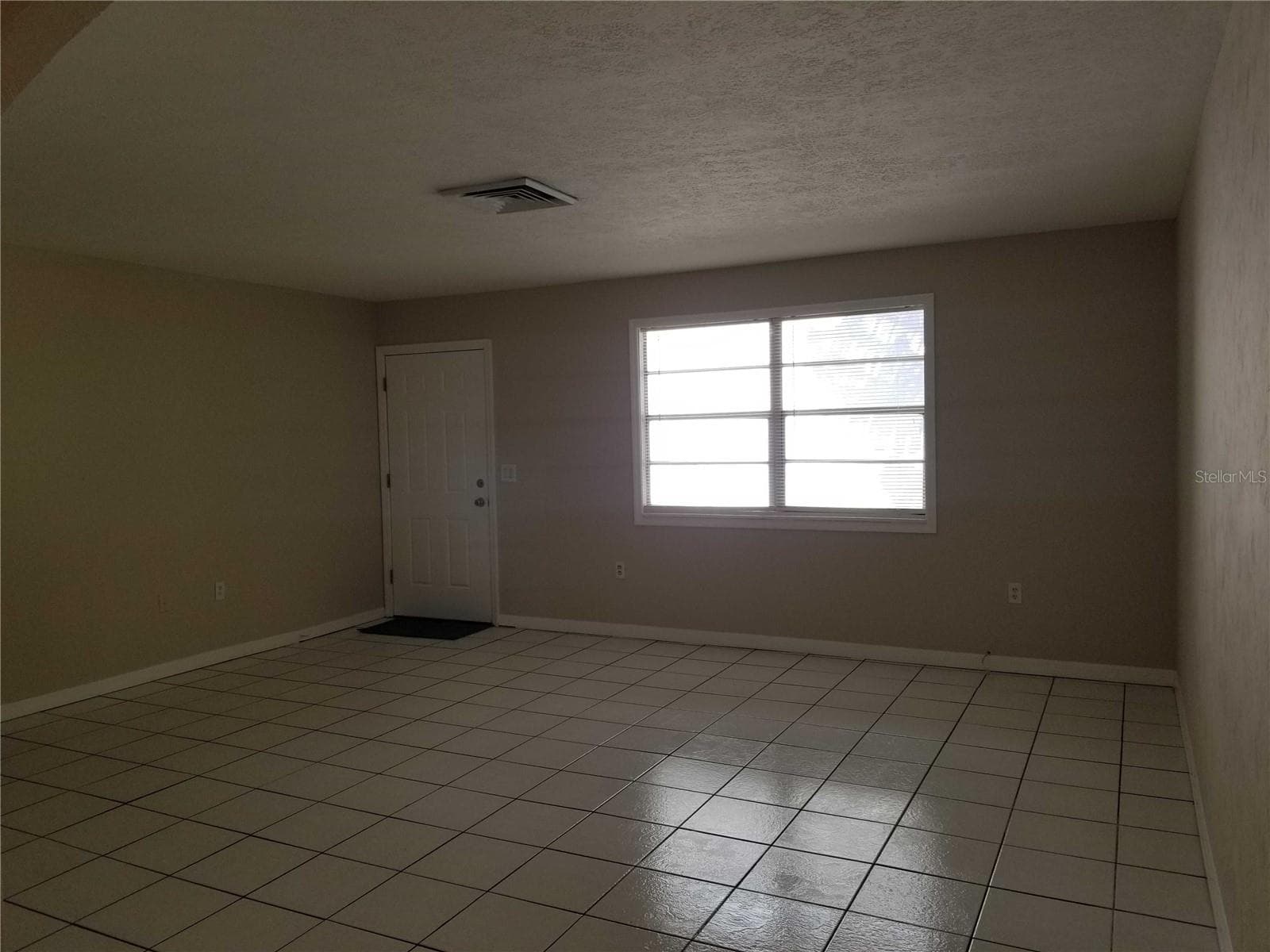 Unit B - 15588 59TH ST N, CLEARWATER