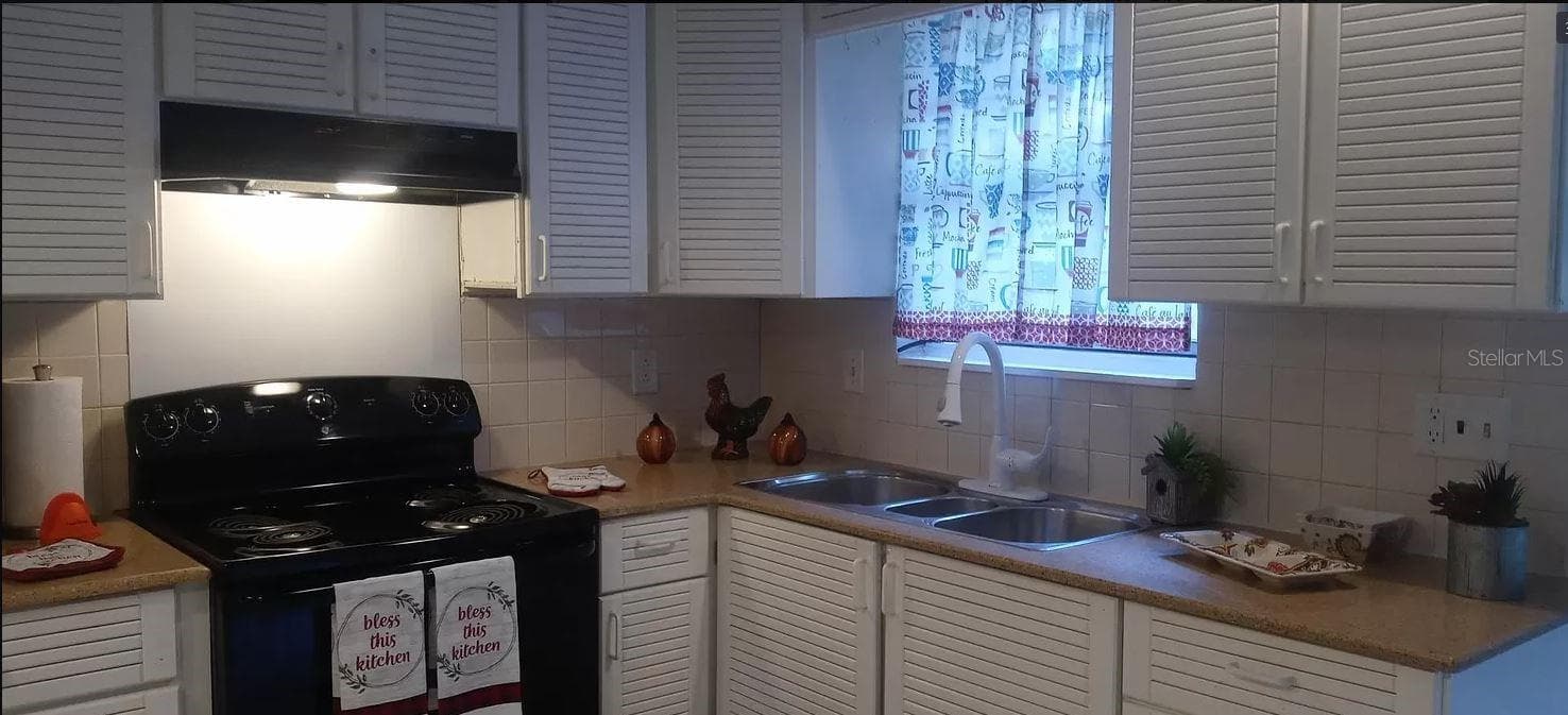 Unit A - 15588 59TH ST N, CLEARWATER
