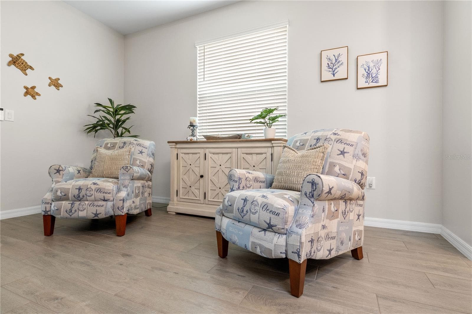 Sitting area off the Great Room and Kitchen - 17420 JADESTONE CT, VENICE