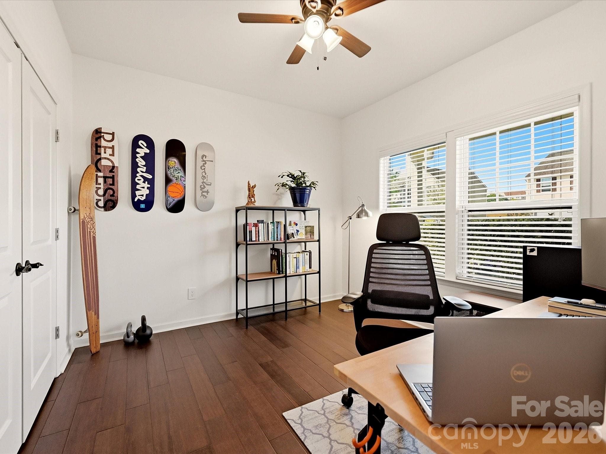 Flex space serves as a bedroom or home office - 216 Austin Field Court, Mount Holly