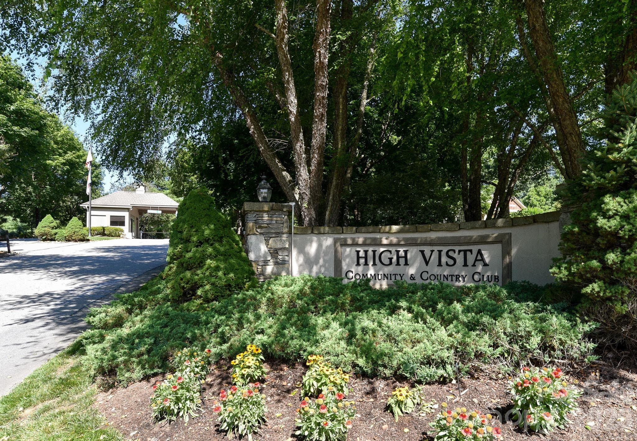85 Shinnecock Drive