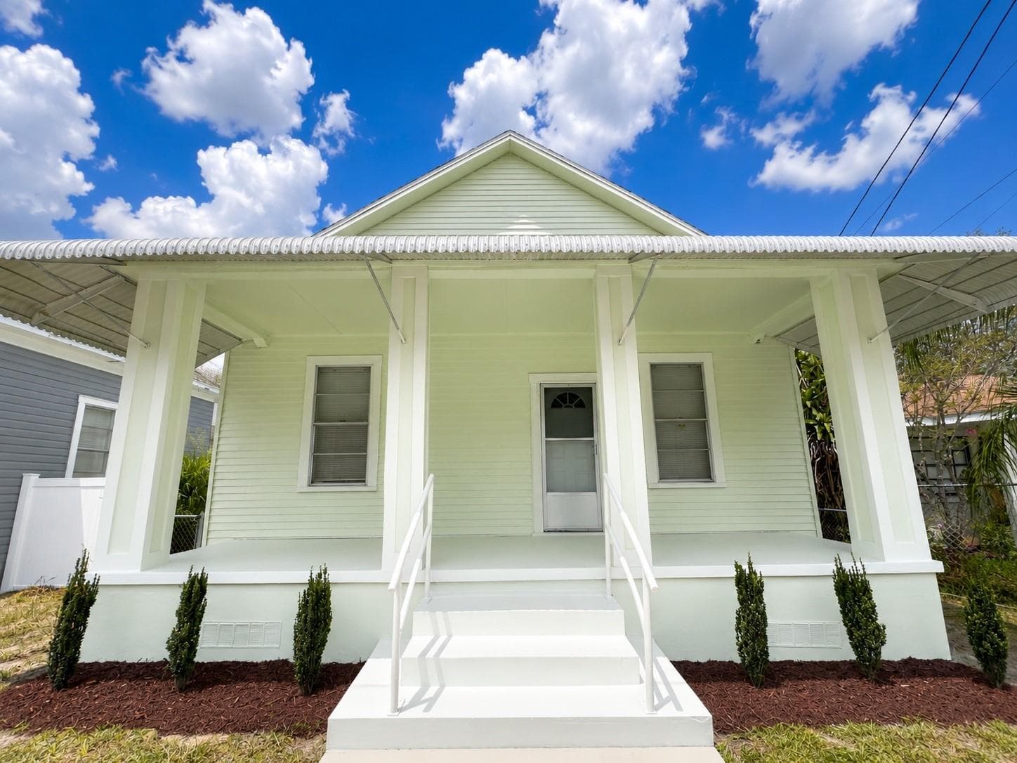 Single Family Residence at 2908 BANZA ST, TAMPA, photo 3 of 32