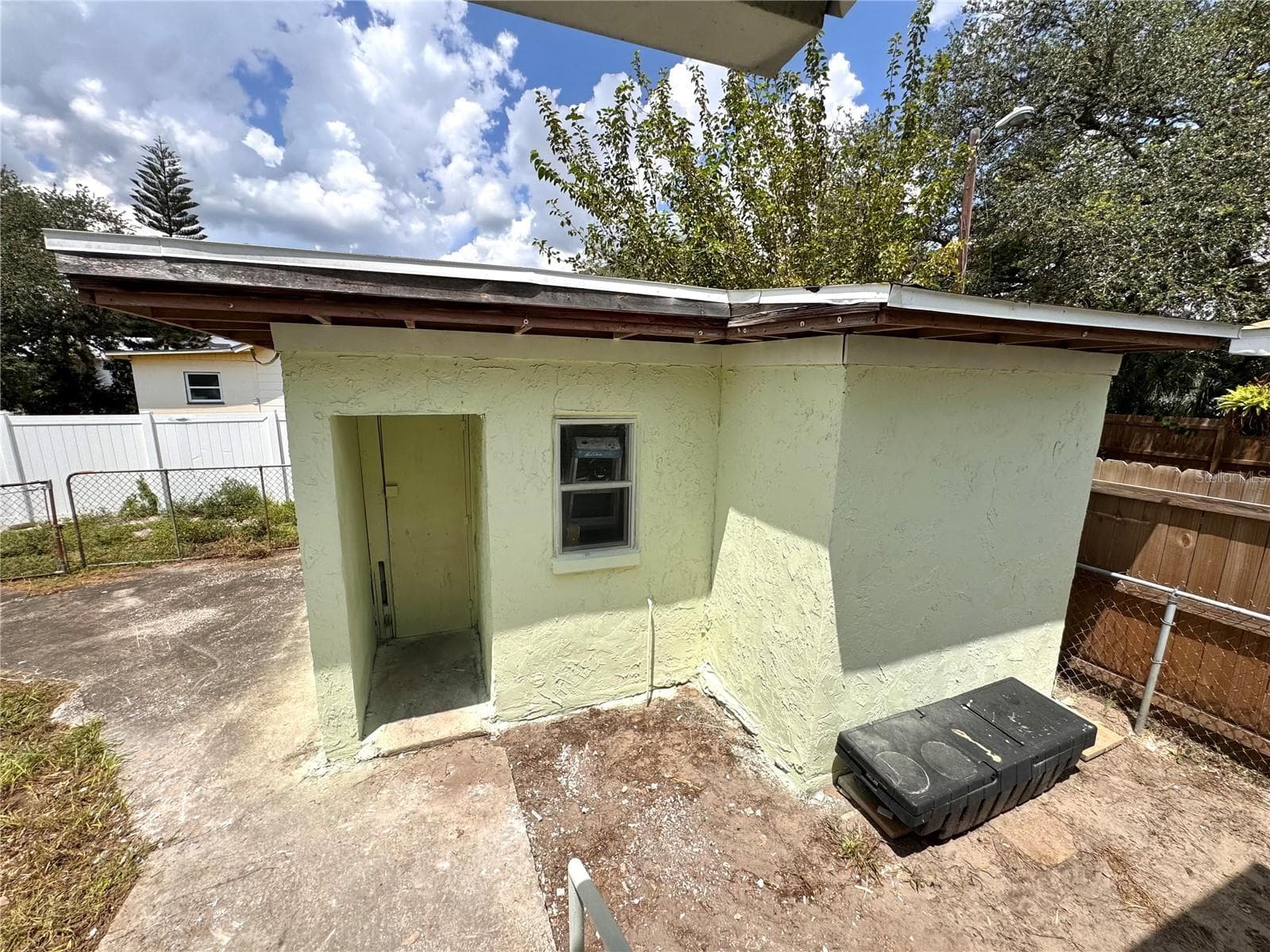 Single Family Residence at 2908 BANZA ST, TAMPA, photo 29 of 32