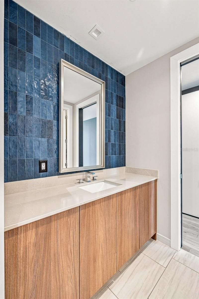 Condominium at 5120 MARINA WAY #16002, TAMPA, photo 33 of 66