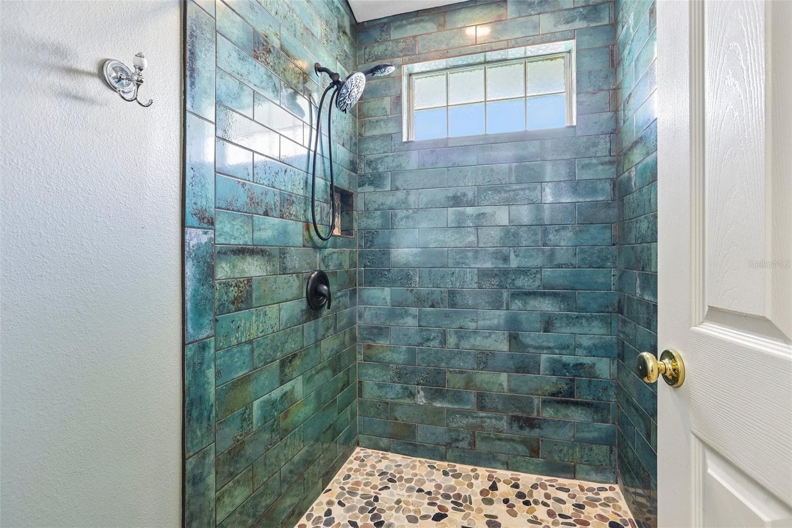Updated shower - 3131 N CANAL DR, PALM HARBOR