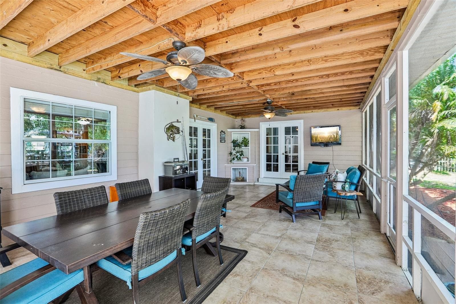 Covered/Screened patio - 3131 N CANAL DR, PALM HARBOR
