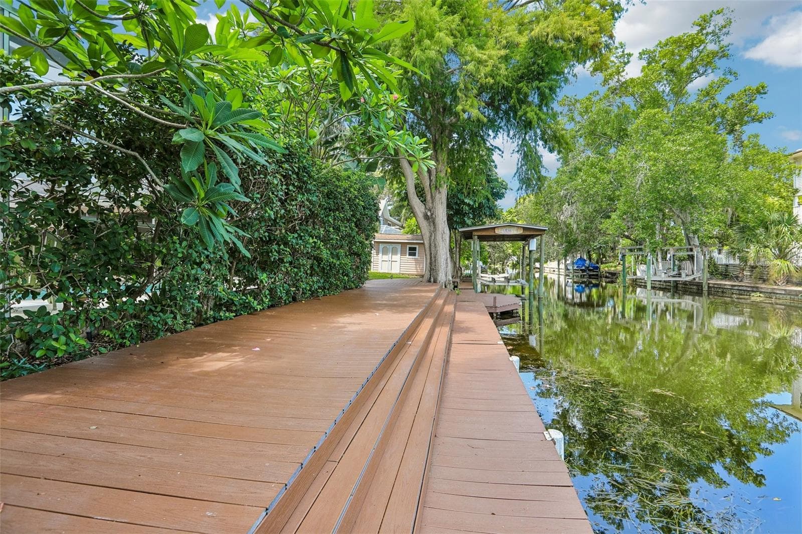 HUGE 100' deck - 3131 N CANAL DR, PALM HARBOR