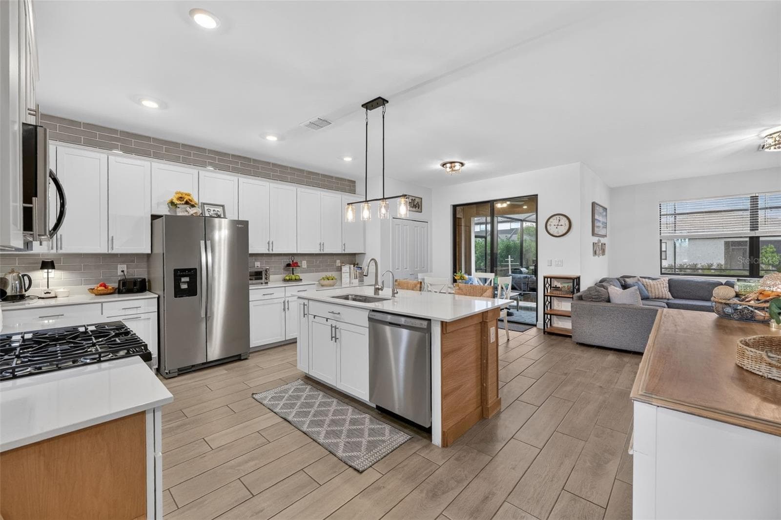 Kitchen Open to Dinette and Family Room - 15008 MISTY WATER XING, BRADENTON
