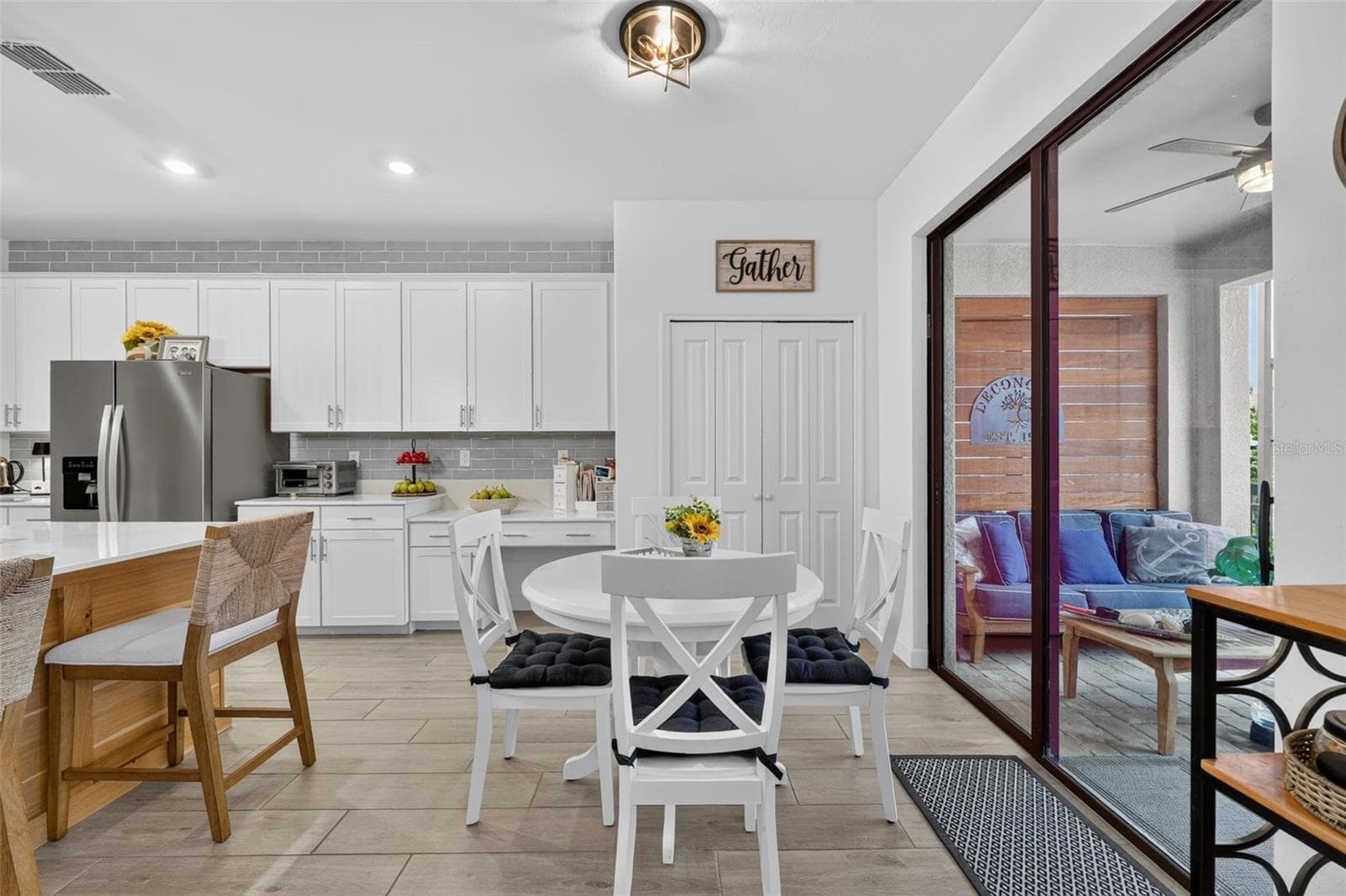 Kitchen Dinette Area Opens to Lanai and Pool - 15008 MISTY WATER XING, BRADENTON