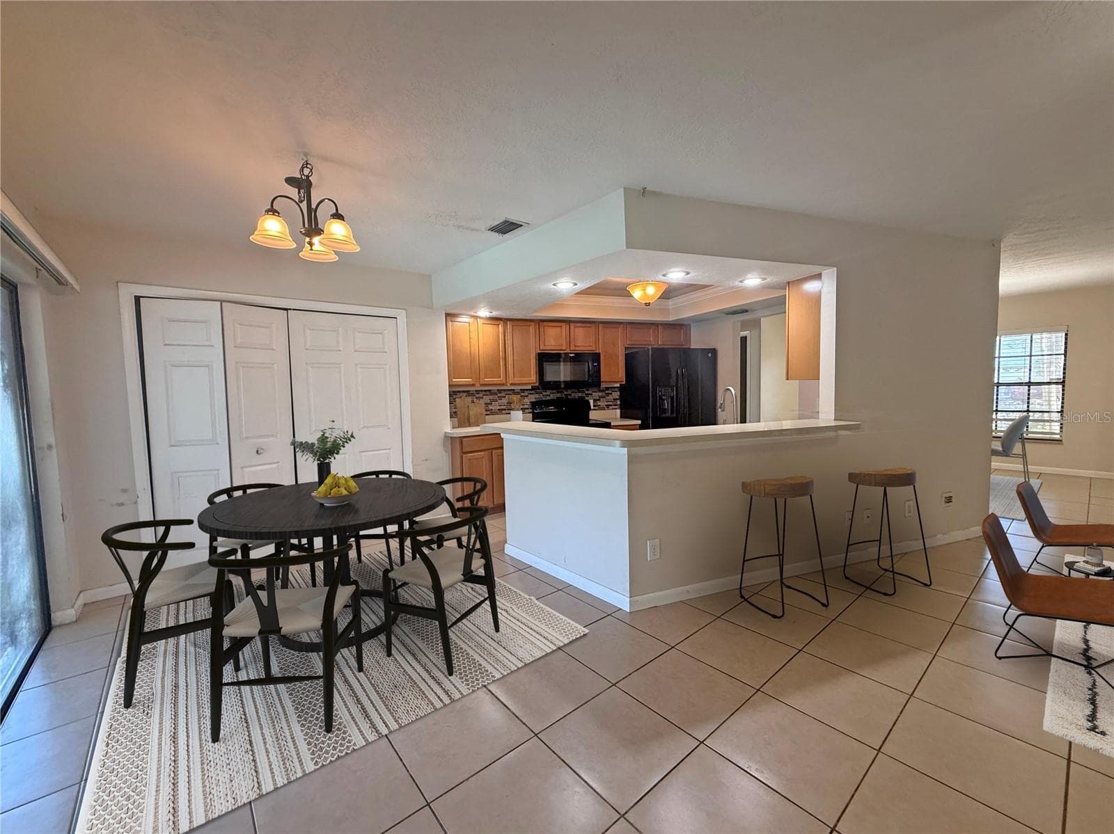 Single Family Residence at 13311 HOLLOWBEND LN, RIVERVIEW, photo 5 of 20