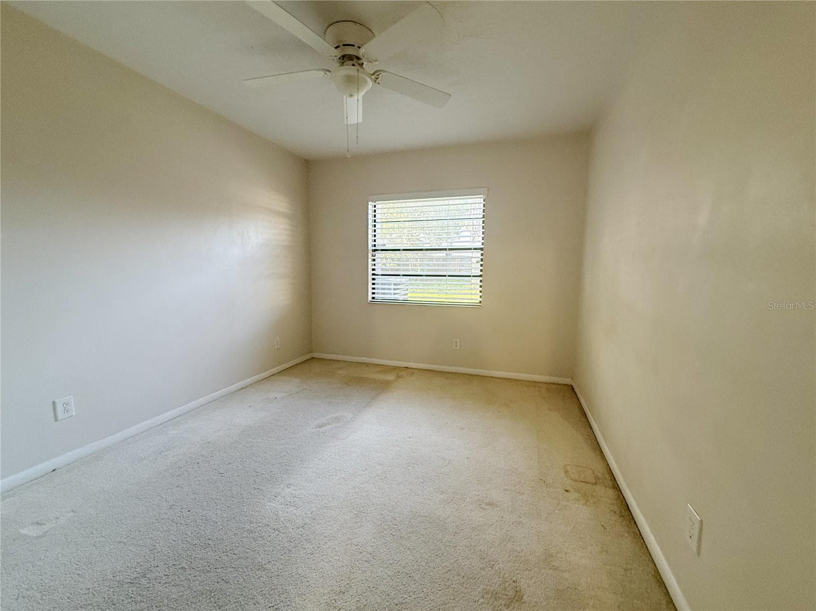 Single Family Residence at 13311 HOLLOWBEND LN, RIVERVIEW, photo 16 of 20