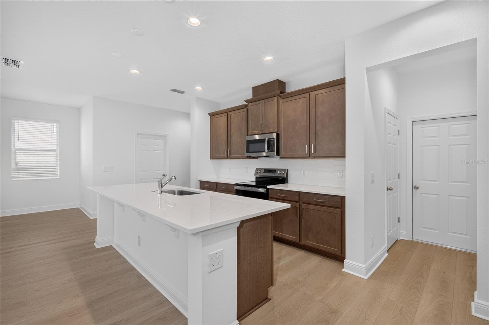 Single Family Residence at 7501 CATANIA LOOP, CLERMONT, photo 11 of 59