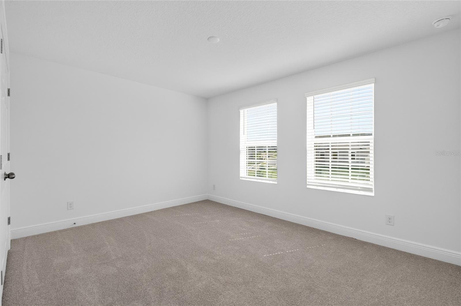 Single Family Residence at 7501 CATANIA LOOP, CLERMONT, photo 33 of 59