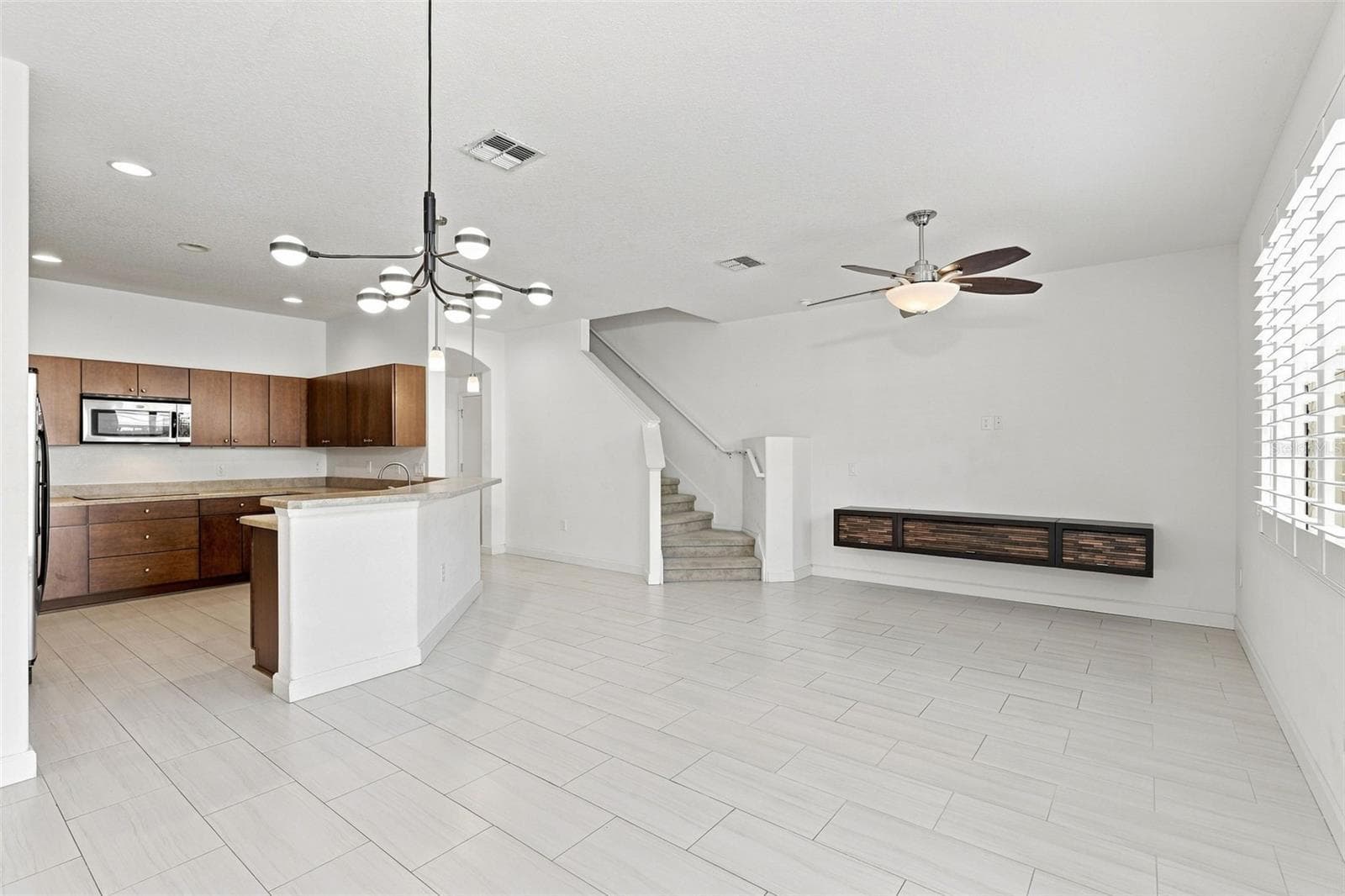 Dining/Kitchen - 340 GOLDEN DEWDROP WAY, OVIEDO