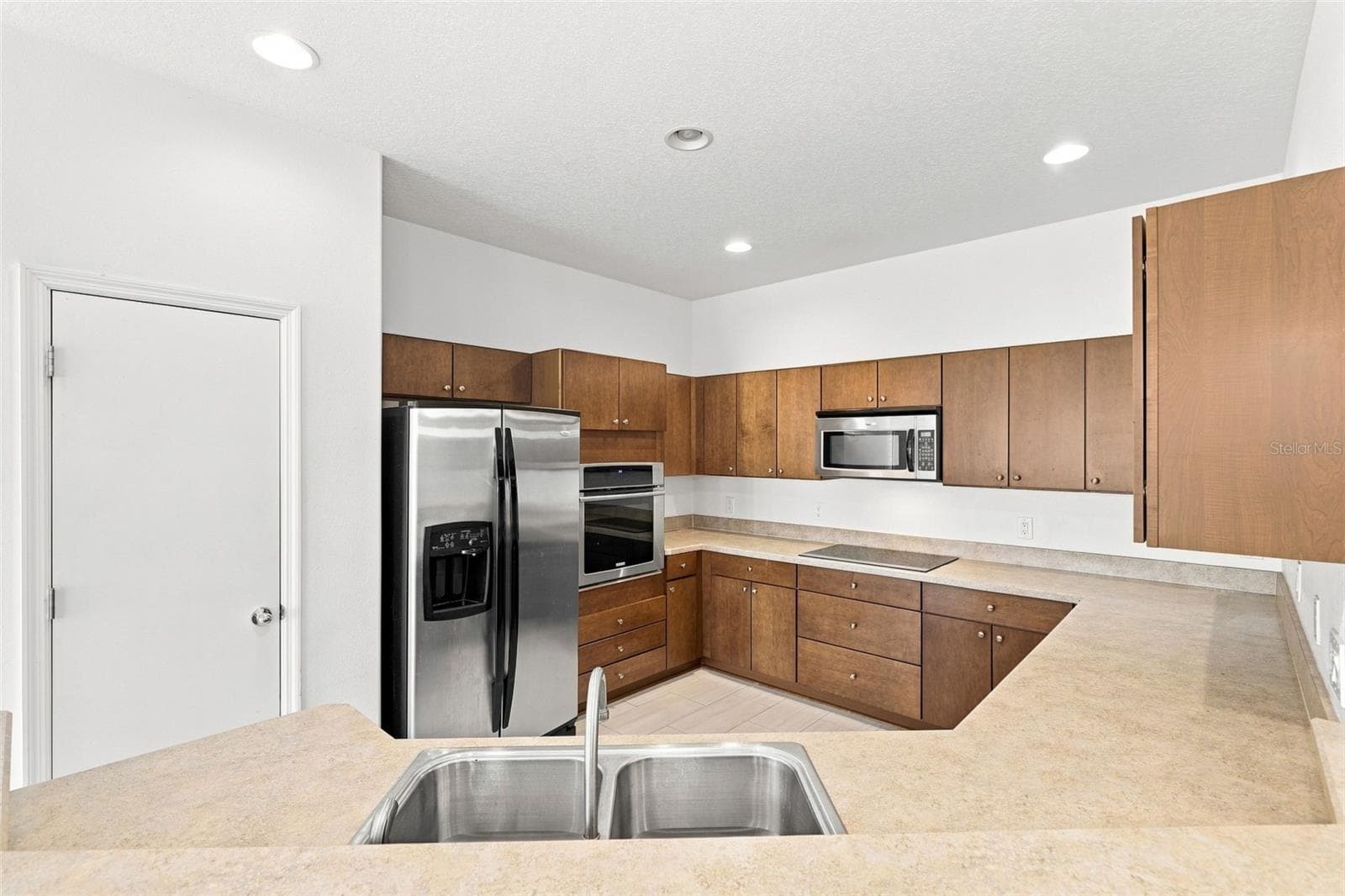Kitchen - 340 GOLDEN DEWDROP WAY, OVIEDO
