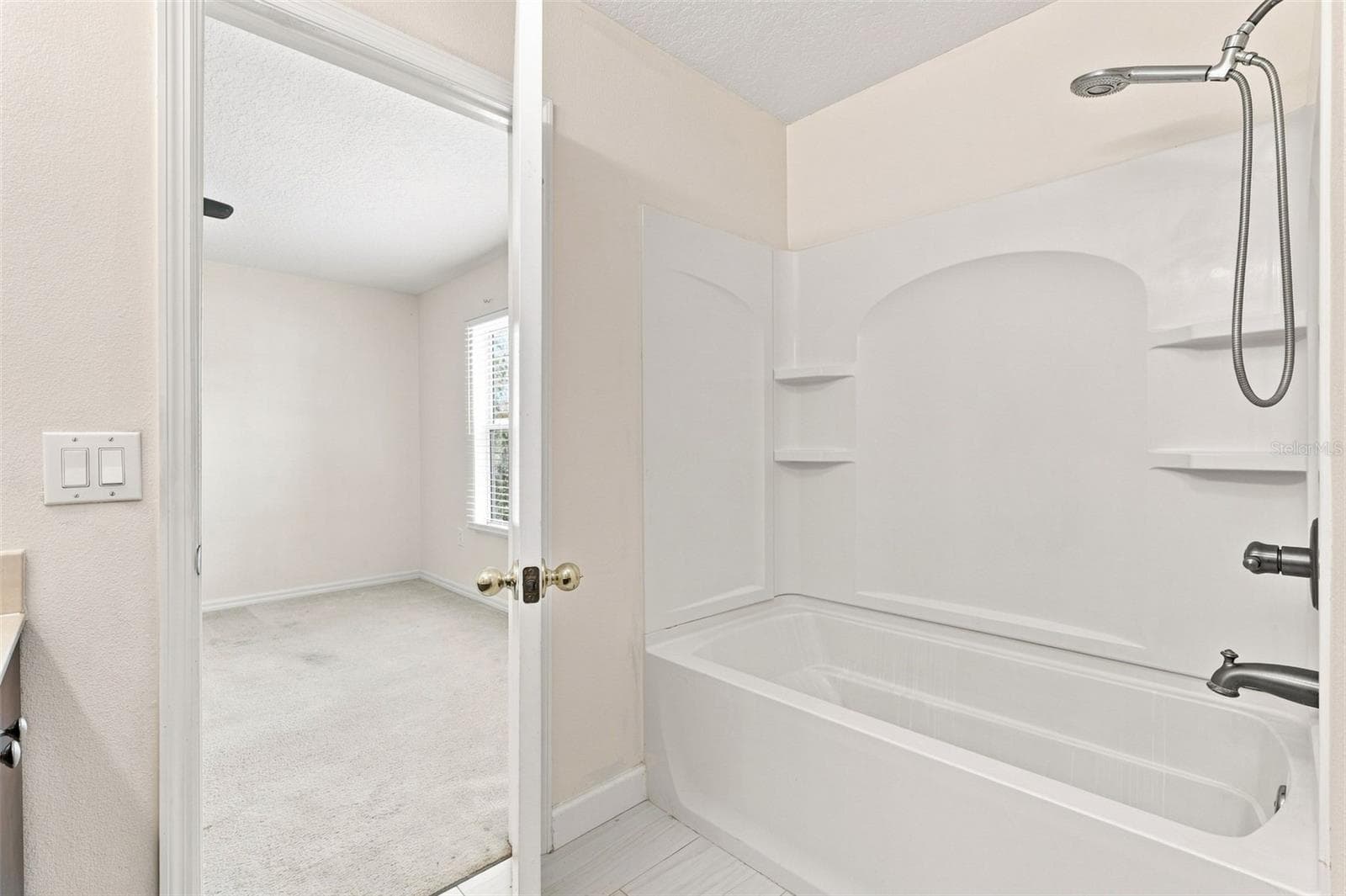 Primary Bathroom - 340 GOLDEN DEWDROP WAY, OVIEDO