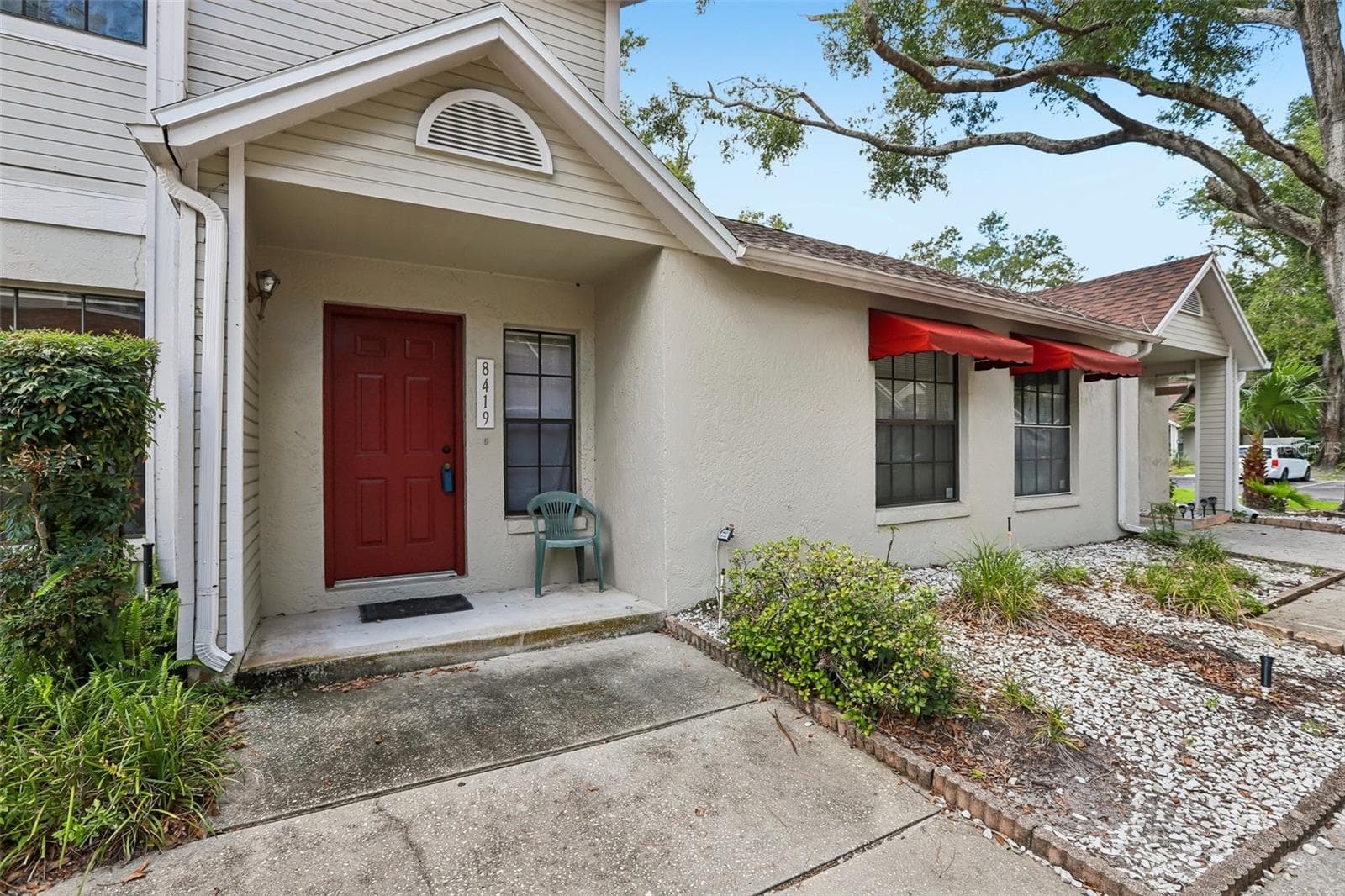 Townhouse at 8419 LAURELON PL, TEMPLE TERRACE, photo 4 of 53