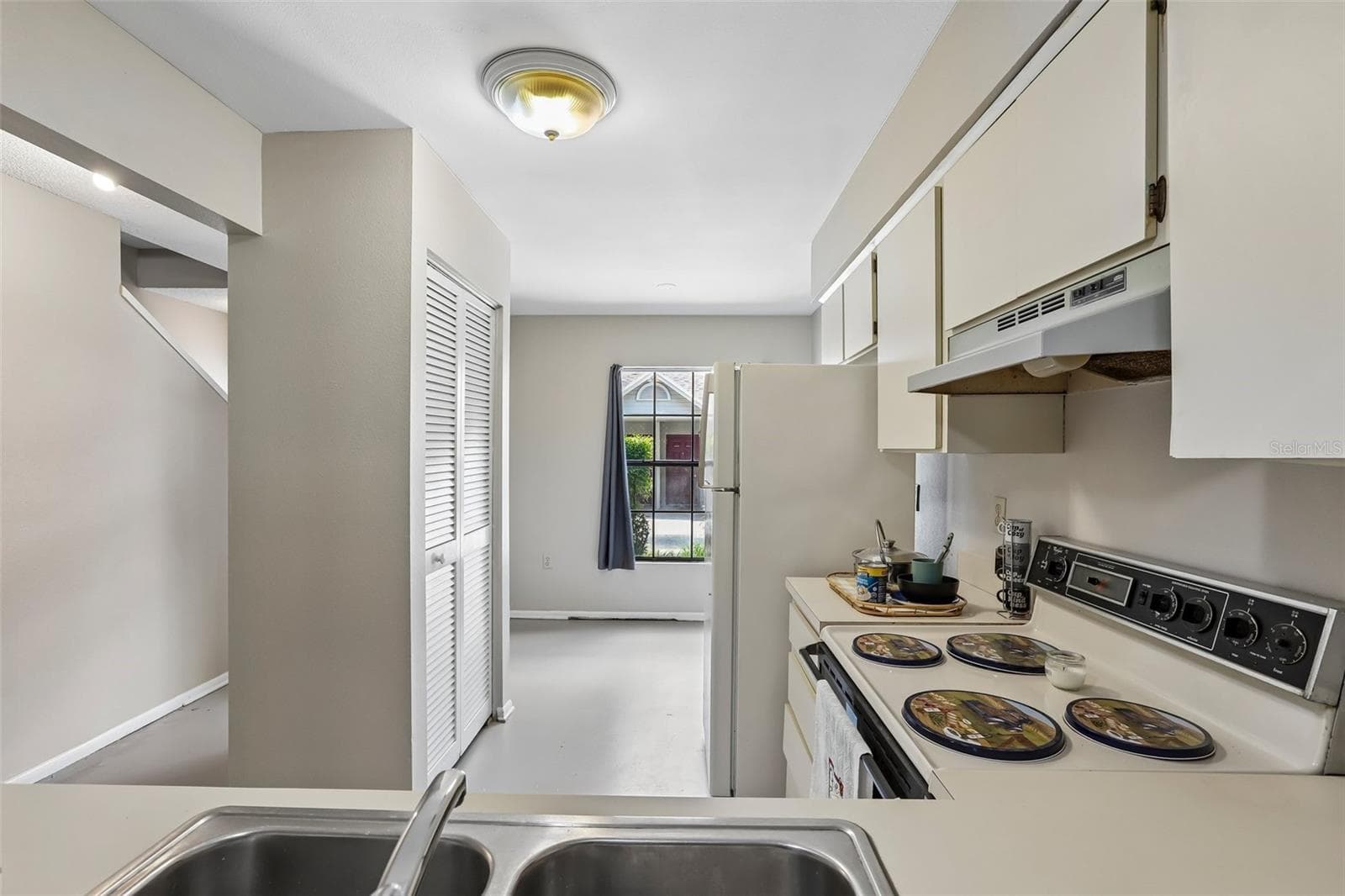 Townhouse at 8419 LAURELON PL, TEMPLE TERRACE, photo 22 of 53