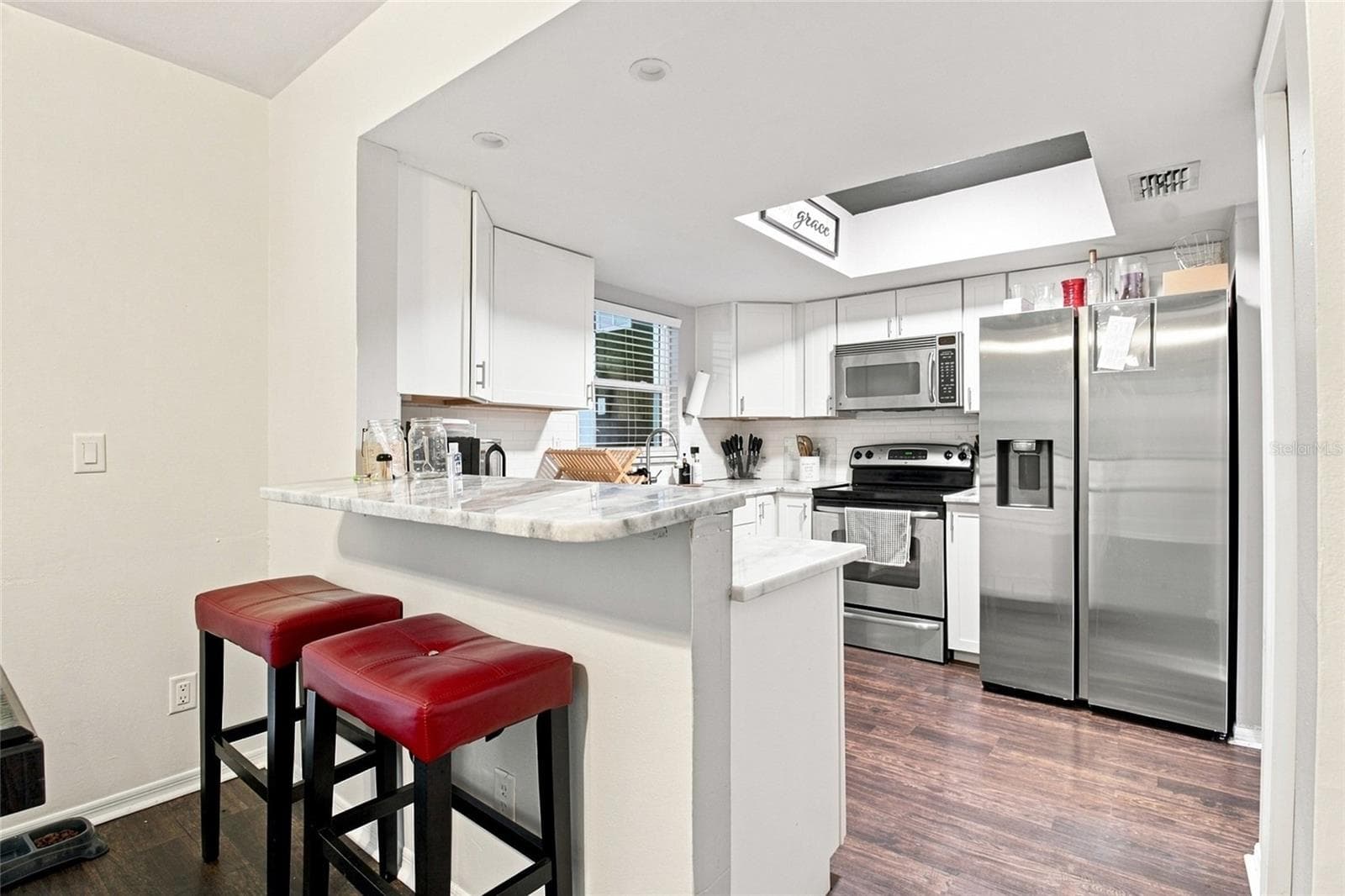 Townhouse at 3039 ABBEY CT, CLEARWATER, photo 6 of 29