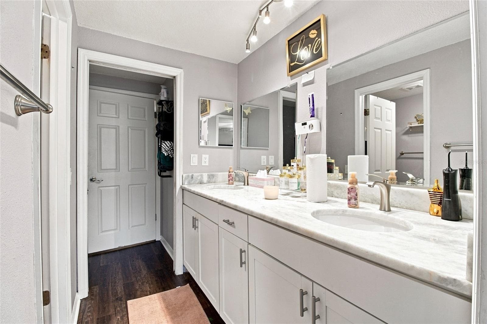 Townhouse at 3039 ABBEY CT, CLEARWATER, photo 17 of 29
