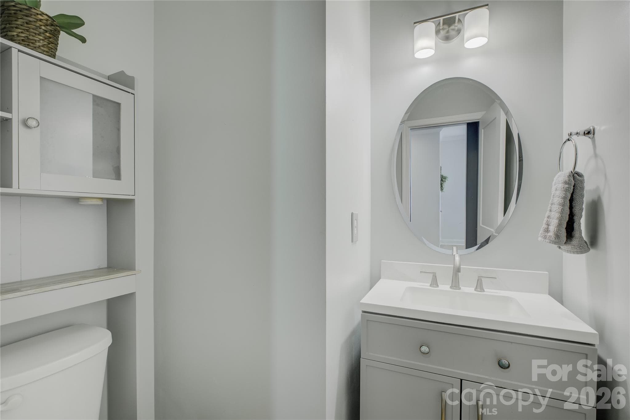 1/2 bath on the main - 3056 Patchwork Court, Fort Mill
