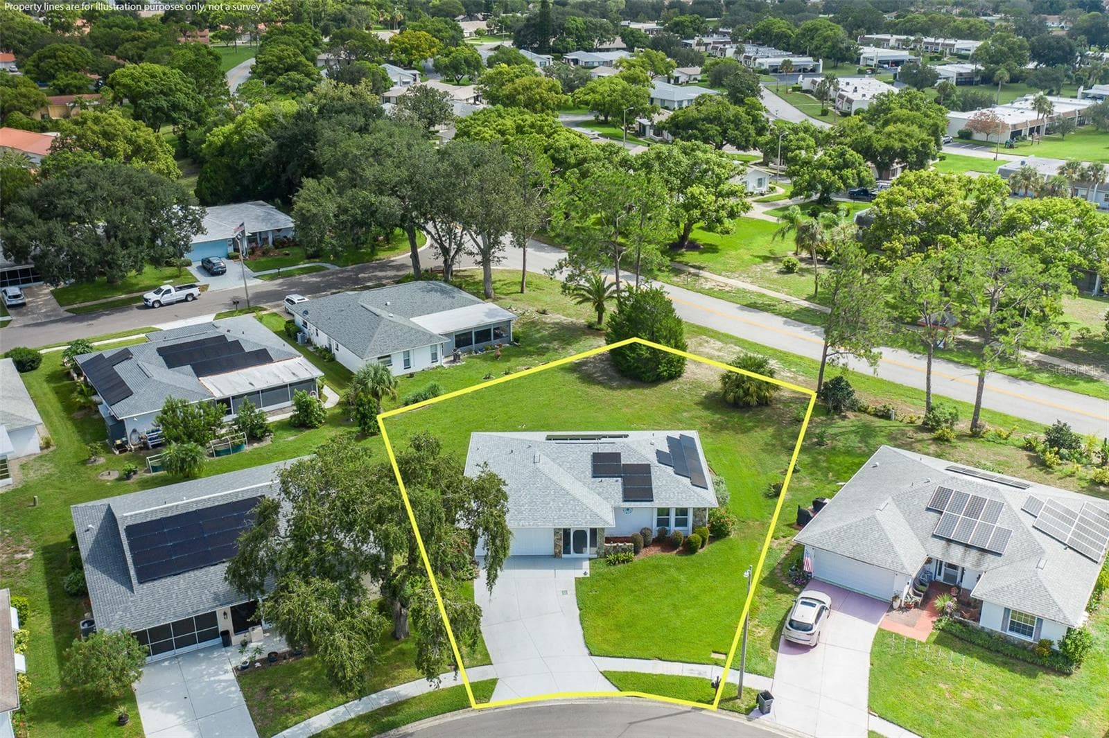 Single Family Residence at 11210 ELDERBERRY DR, PORT RICHEY, photo 3 of 39