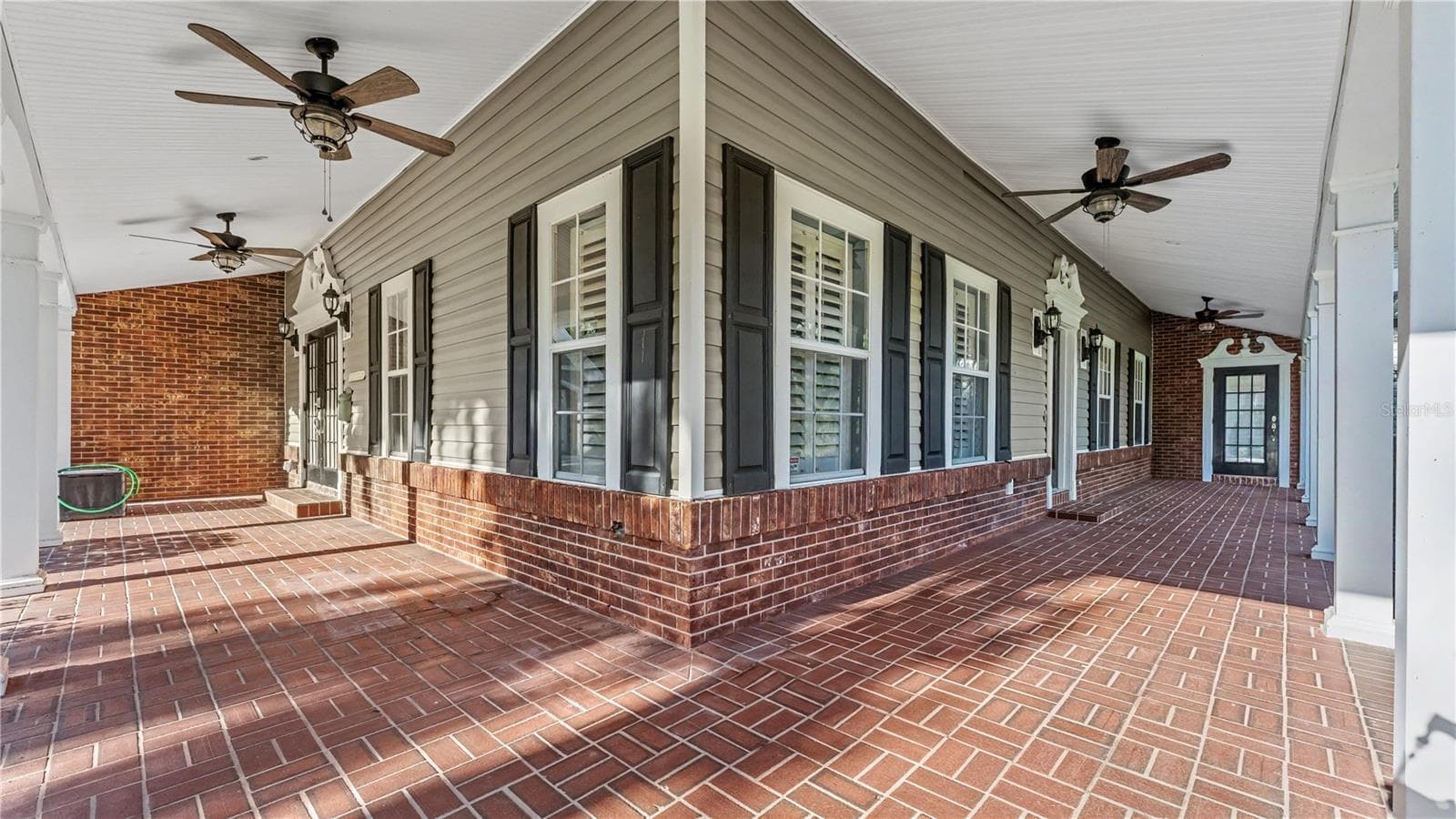 Single Family Residence at 4233 HOMEWOOD LN, LAKELAND, photo 5 of 121