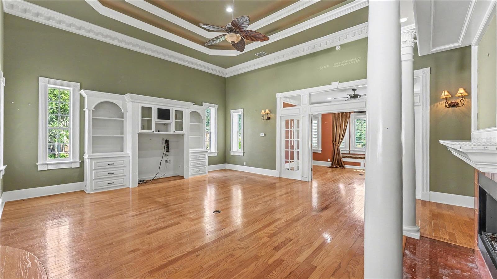 Single Family Residence at 4233 HOMEWOOD LN, LAKELAND, photo 8 of 121