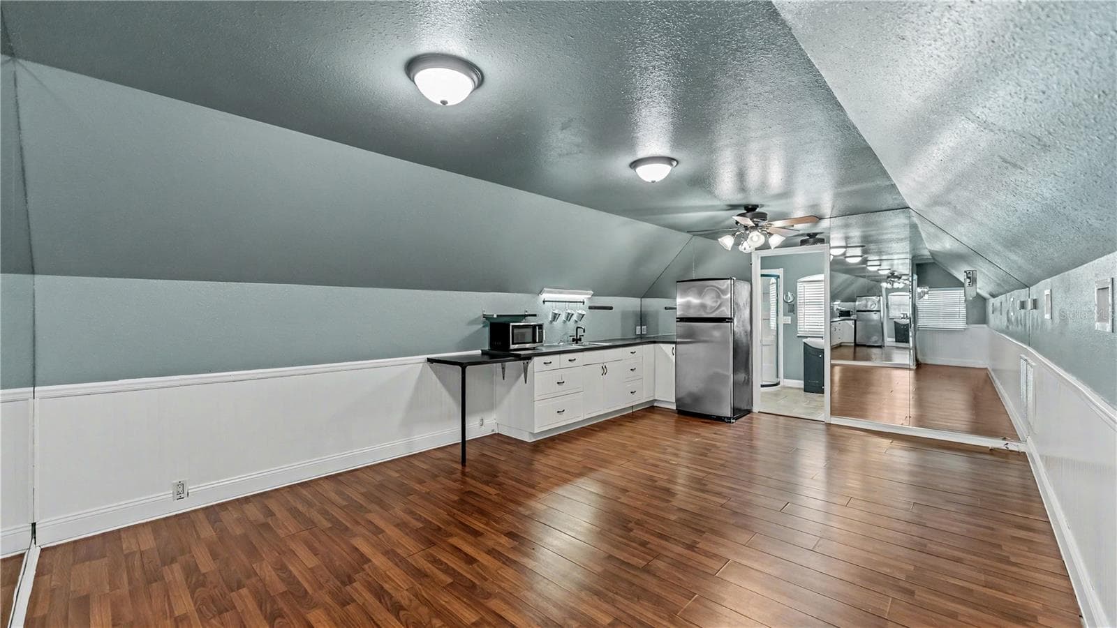 Apartment above garage - 4233 HOMEWOOD LN, LAKELAND