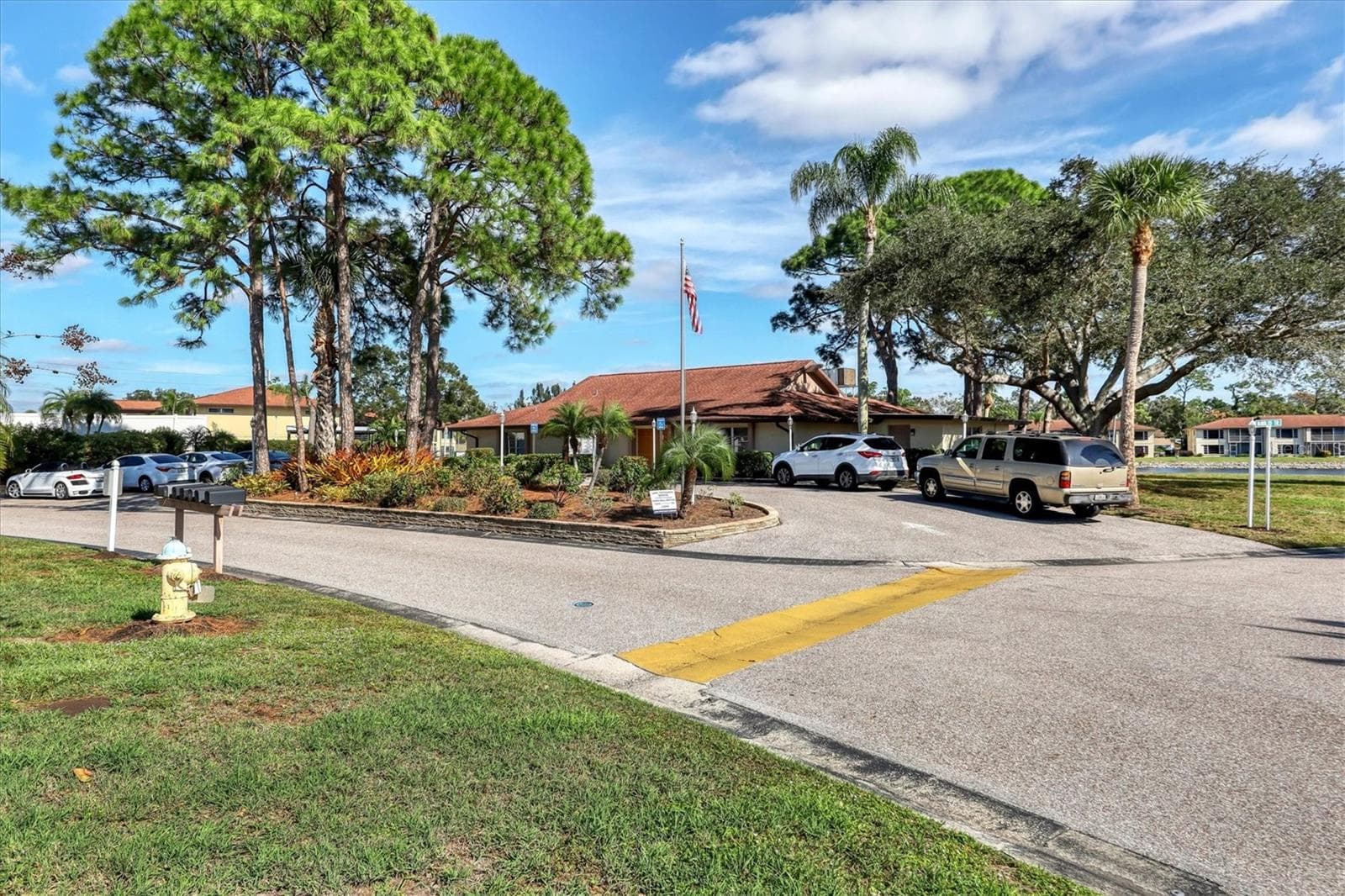 Lakeside Clubhouse - 4538 PAWNEE TRL #197, SARASOTA